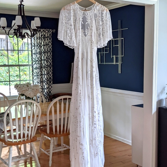 ASOS Edition Bridal Dress NWT White Embroidered, Beaded US size 8 - Picture 2 of 12